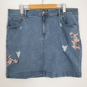 Denim Embroidered Skirt Size 18